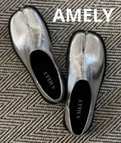 ★極美品★AMELY 足袋 フラットシューズ シルバー　36のサムネイル