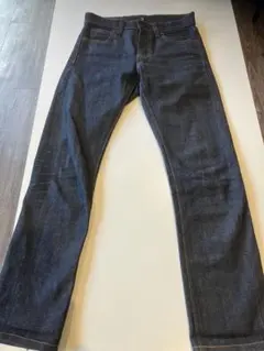 +J ユニクロ ダークブルー セルビッチストレートデニムパンツ