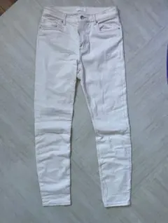【H&M】 エイチアンドエム　スキニーパンツ　ホワイト