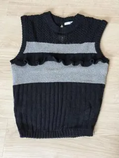 【美品】SLY ブラック　グレー　ニットベスト フリル付きのサムネイル