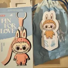 Labubu ラブブPIN FOR LOVE イニシャルS