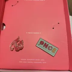 TWICE バッジセット