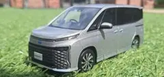 ヴォクシー　90系　カラーサンプルのサムネイル