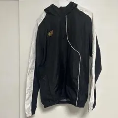 ナイロンジャケット フード付き ブラック/ホワイト