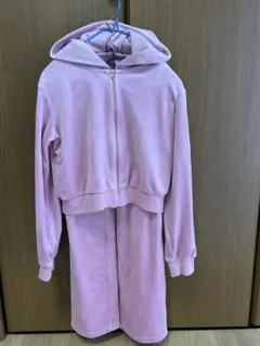 H&M ピンク パーカーとフレアパンツセット　130〜140㎝