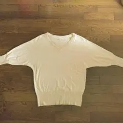 ドルマンスリーブニット　ベージュ　七分袖　春秋