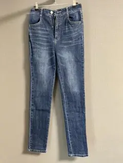 EVRISエヴリス　デニムパンツ M ボトムス　レディースのサムネイル