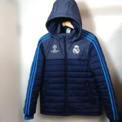レアル・マドリード　チャンピオンウォーマー　パテッドジャケット　メンズMサイズ