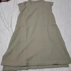 UNIQLO 半袖ワンピース 120 ベージュ