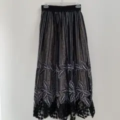 sov.ソブ　フレア刺繍ロングスカートのサムネイル