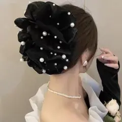 パール　リボン　ブラック黒　ヘアクリップ　バンスクリップ　結婚式　髪留め　大きめ