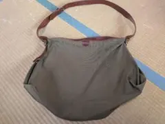 Item thumbnail for item e16fc350-c288-40ad-9fa8-fddb34f9b201