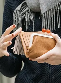 perche ペルケ アクリル玉がま口2つ折り財布　ブラウン系のサムネイル