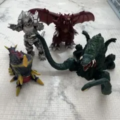 【ゴジラストア限定】バガン、バラン、ゴロザウルス ゴジラストア限定】バガン、バラン、ゴロザウルス - メルカリ