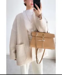 Item thumbnail for item 868af567-800d-4e5f-985b-6170b21804ac