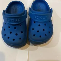 12センチ　Crocs 青 サンダル
