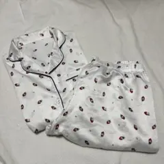 GU サテンパジャマ　いちご　ホワイト
