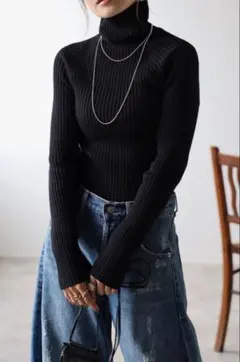 ボンジュールサガン ハイネックワイドリブニット　ブラック