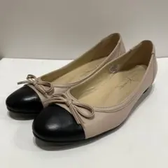 銀座かねまつ バイカラー フラットパンプス リボン　バレエシューズ 22センチのサムネイル