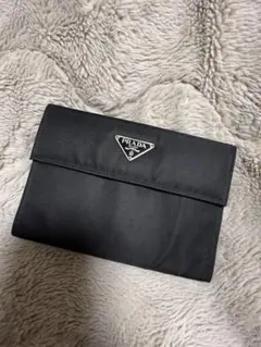 PRADA 財布