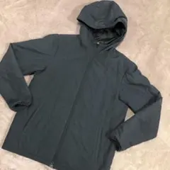 美品 ニューバランス 中綿ブルゾン メンズL ブラック 防寒防風