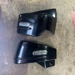 sr400 サイドカウルリアカウル 傷割れ有り - メルカリ