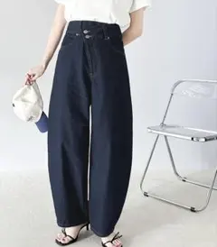 ダークブルー ワイドレッグデニム Mサイズ