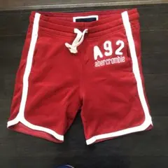 abercrombie 半ズボン S レッド