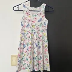 H&M エイチアンドエム　蝶柄　ノースリーブ　ワンピース　140
