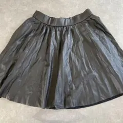 値下げ黒のプリーツスカート 140