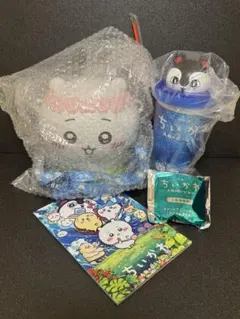 映画ちいかわ ポップコーンボックス、ドリンクホルダー、パンフレット