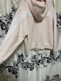 ピンクフード付きクロップドジャージパーカー