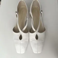 【Odette e Odile】　スクエアトゥフラットシューズのサムネイル
