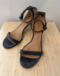 ピッピシック　サンダル