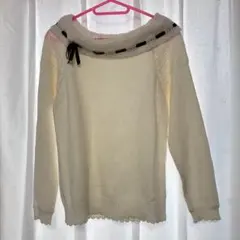 Feroux オフショルダー ニットのサムネイル