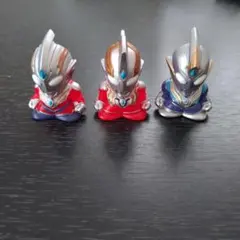 ウルトラマン　指人形　３体セット