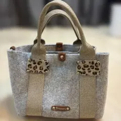 Item thumbnail for item f6b4170c-5f4f-42aa-a4bd-ab0c9df2a005