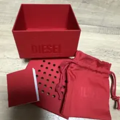 DIESEL 赤 小物入れ