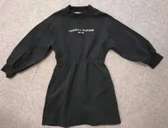 TOMMY HILFIGER ブラック長袖ワンピース 104