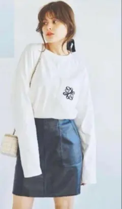 宇野実彩子　ラバンダ lavanda クリックオーバーサイズシャツ 2025年最新】ラバンダ 宇野実彩子の人気アイテム - メルカリ