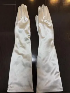 【ラブティアラ】シェイプ サテン グローブ 肘下 M