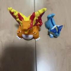 リザードン シャワーズ フィギュアセット　ポケモン　モンコレ