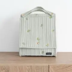 Item thumbnail for item f2d2b6e5-76ec-41ed-a245-3f89feb1e1a6