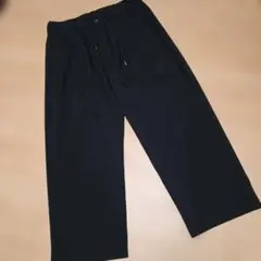 黒のワイドパンツ ウエストゴム付き