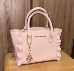 サマンサベガ、ミニフラッター