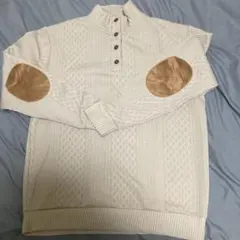 クリーム色 ケーブルニット セーター