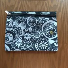 LeSportsac 花柄ポーチ