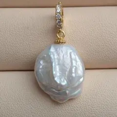 ペンダント　ネックレス　淡水真珠　コインパール　バロック　大振り　ホワイト