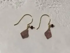 アーティスティックワイヤー/silver18kgp ストロベリークォーツ ピアス