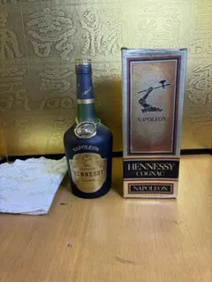 ヘネシー ナポレオン コニャック 未開封 古酒 ヘネシー (Hennessy) コニャック 700ml ナポレオン 未開封｜トレファク